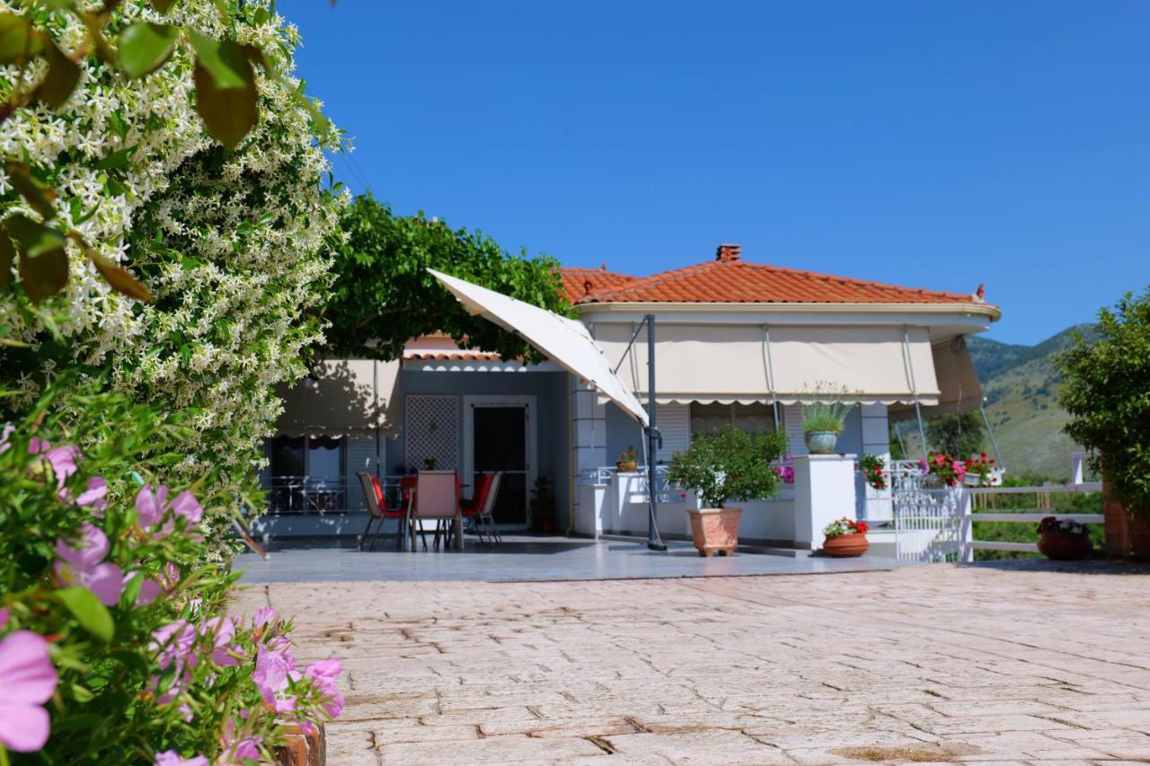 Saranda Landscape Nivice