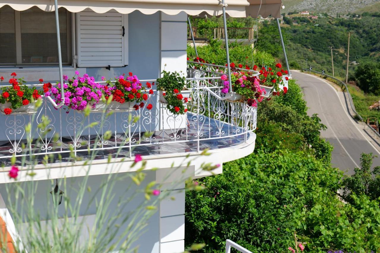 Saranda Landscape * Nivice
